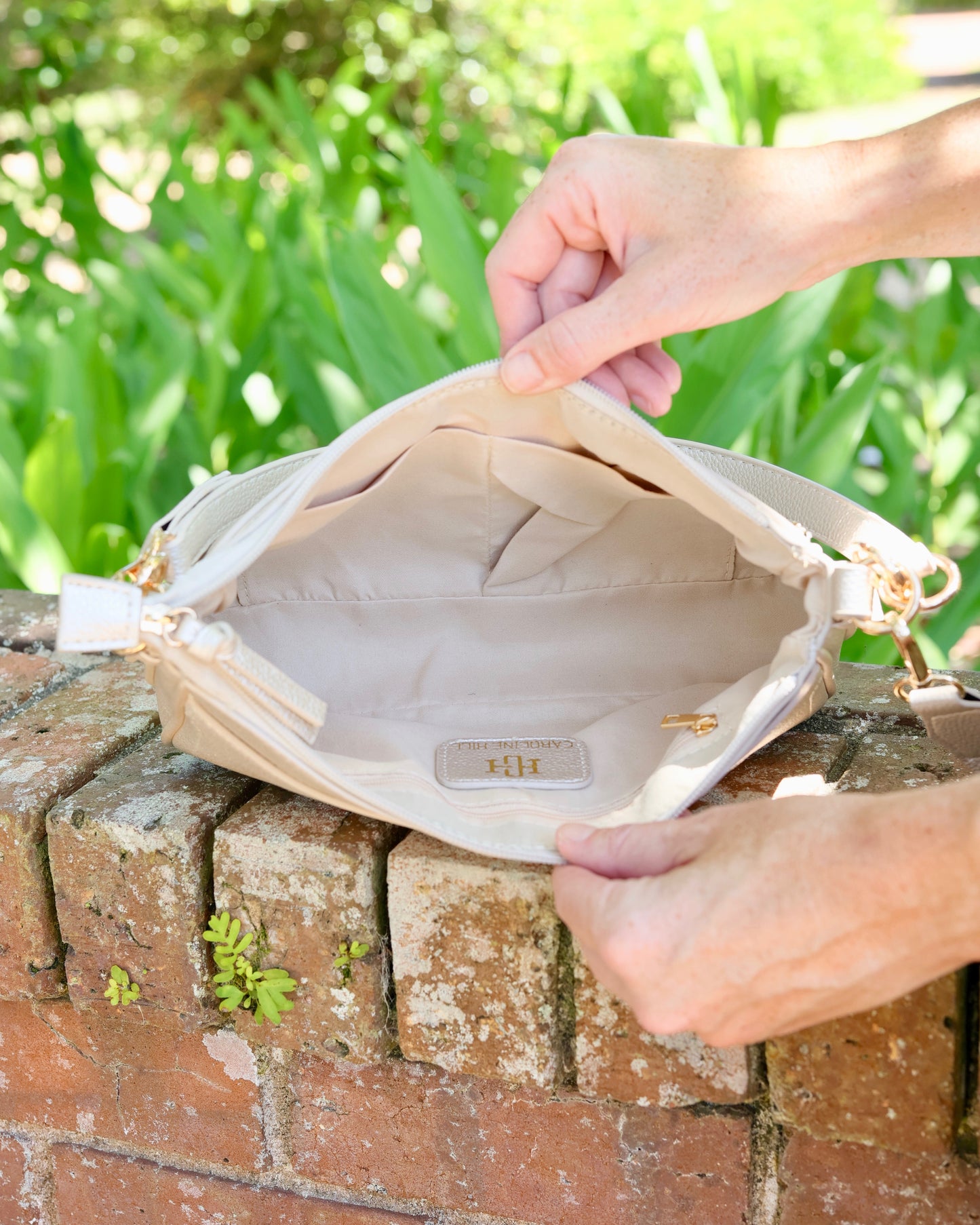 Paxton Crossbody with Pockets Pearl PB