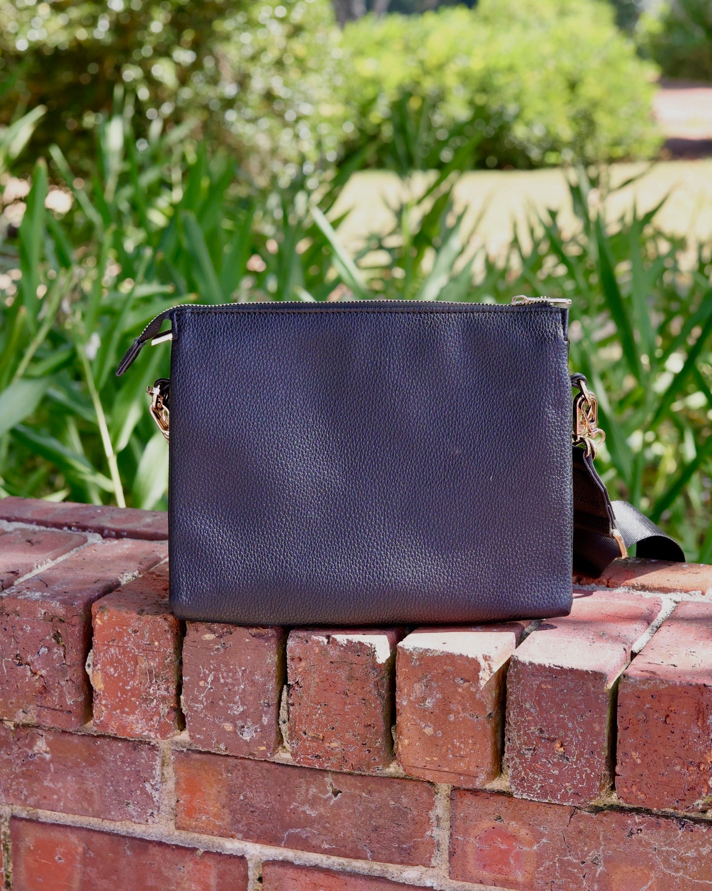 Ariana Crossbody - Black