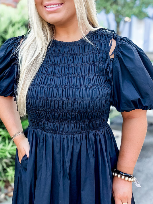 Annalee Smocked Top Midi Dress Black