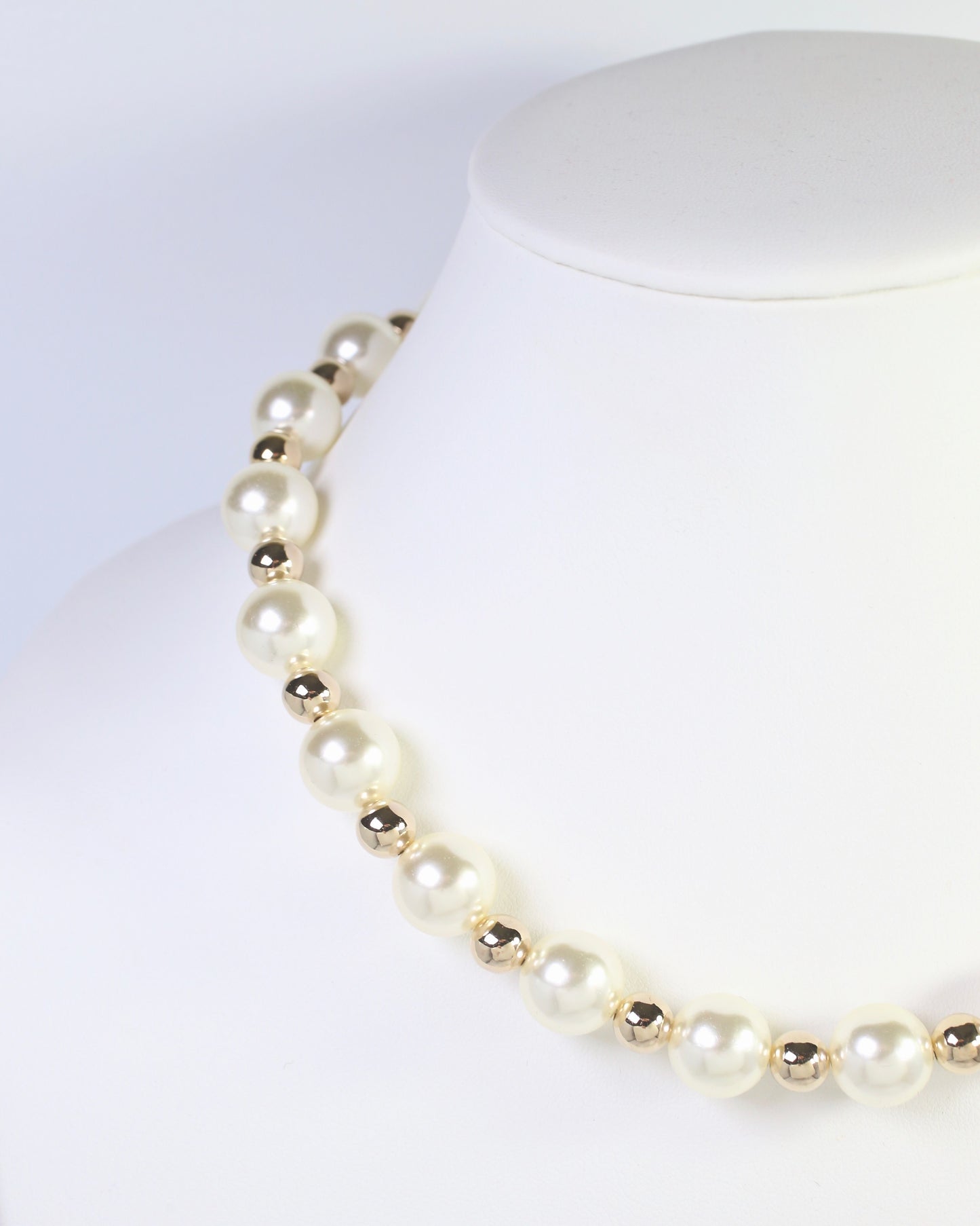 Grenada Pearl Beaded Necklace Gold