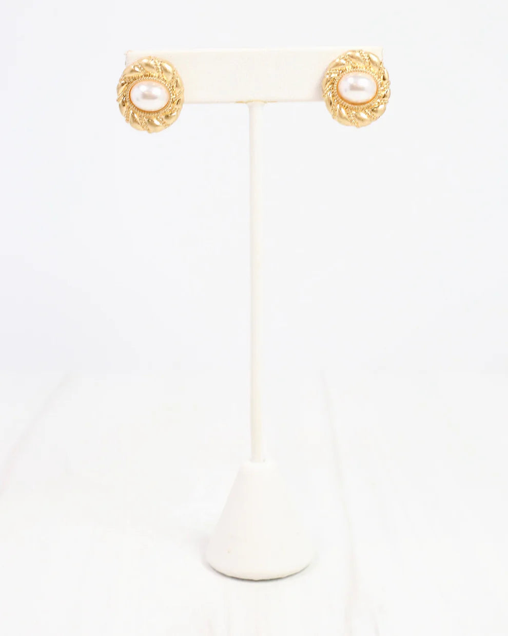 Pressley Pearl Earring Worn Gold