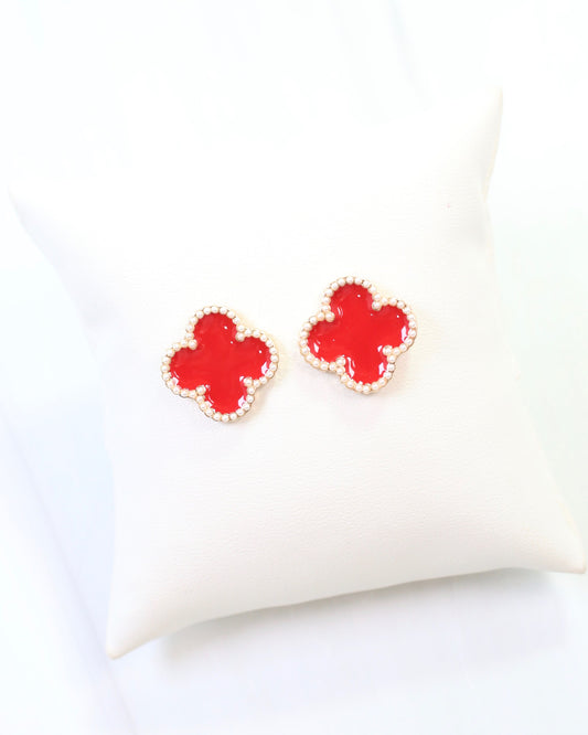 Good Cheer Clover Stud Red