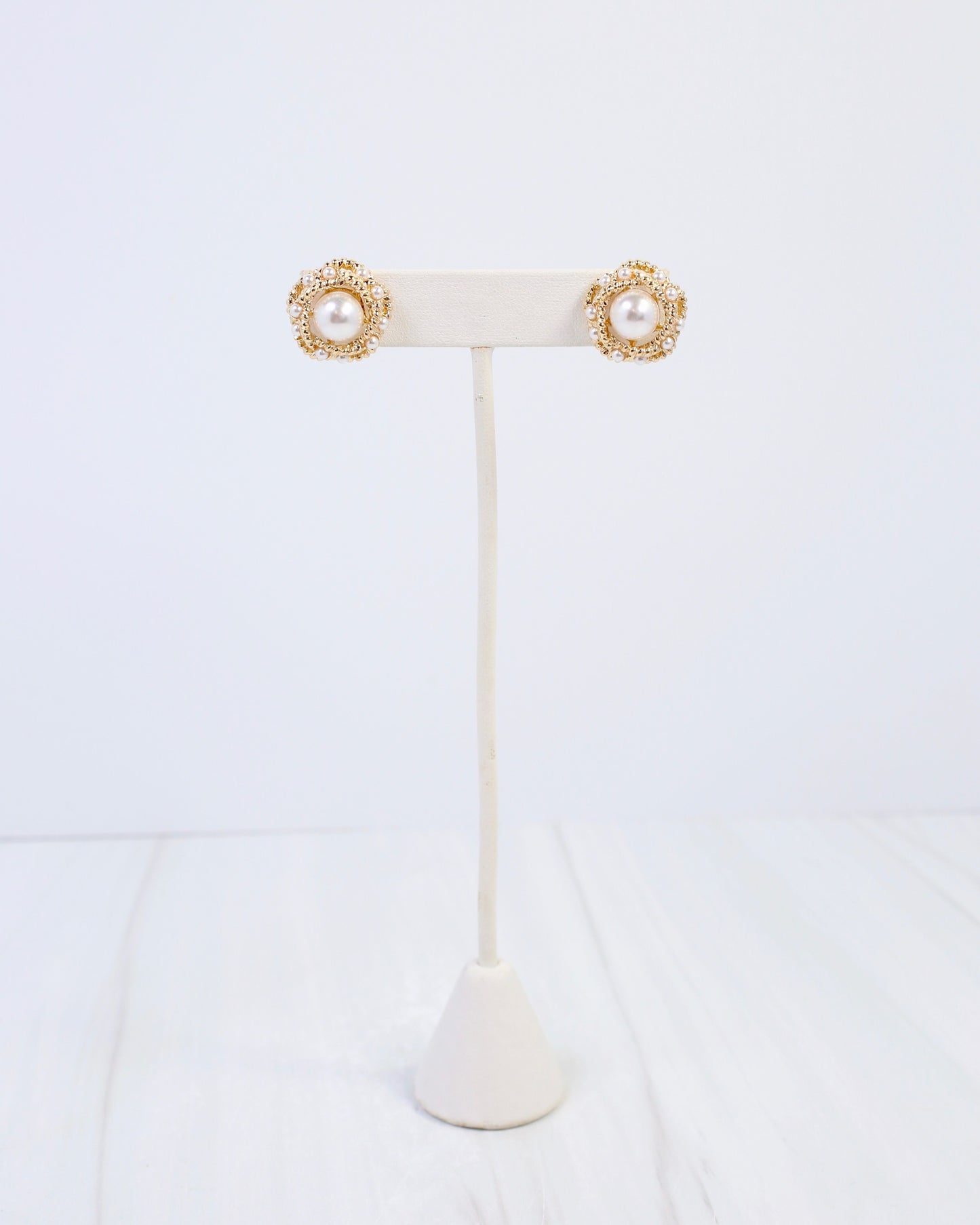 Dunkirk Embellished Pearl Stud Earring Gold