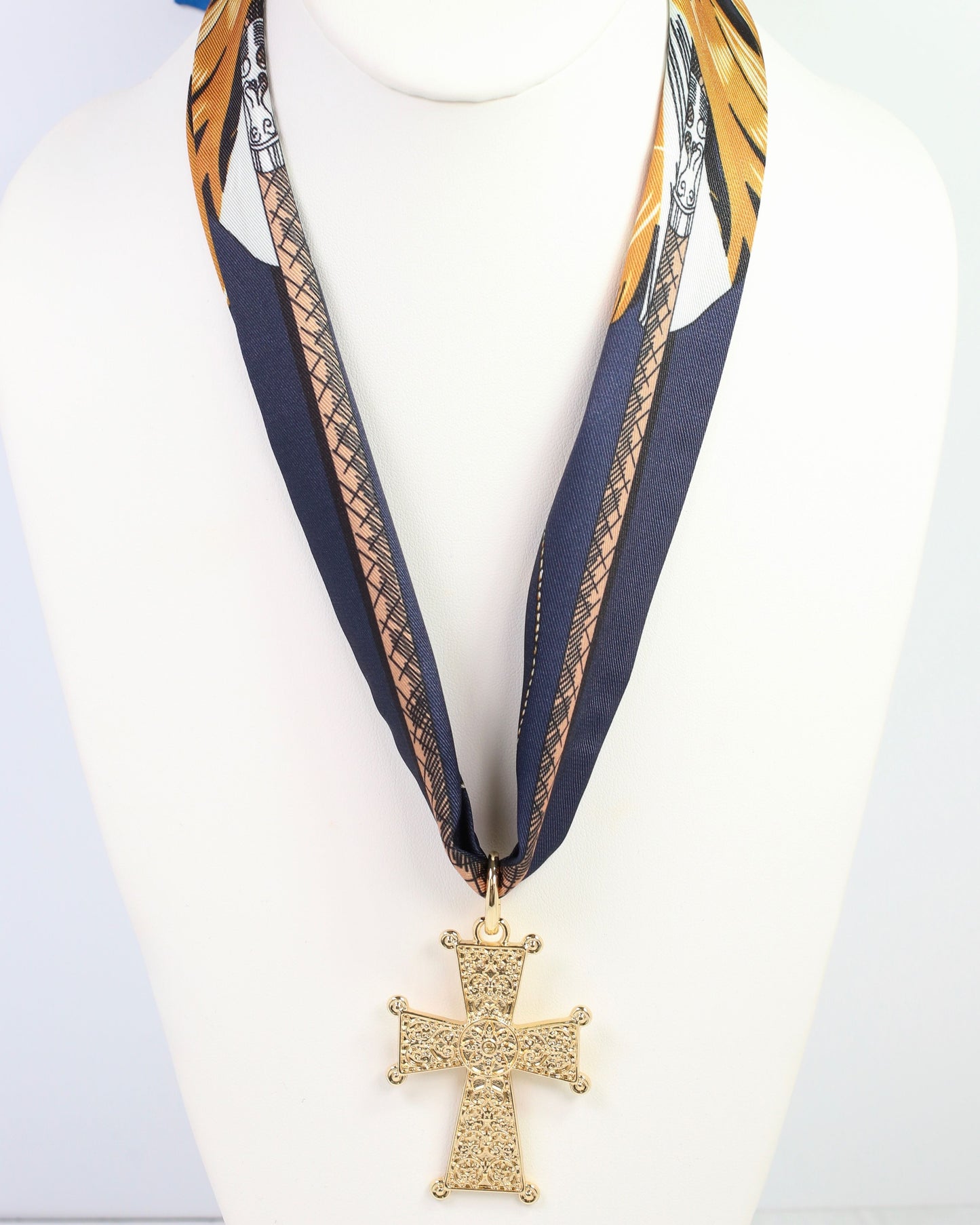 Artemis Large Cross Charm Gold