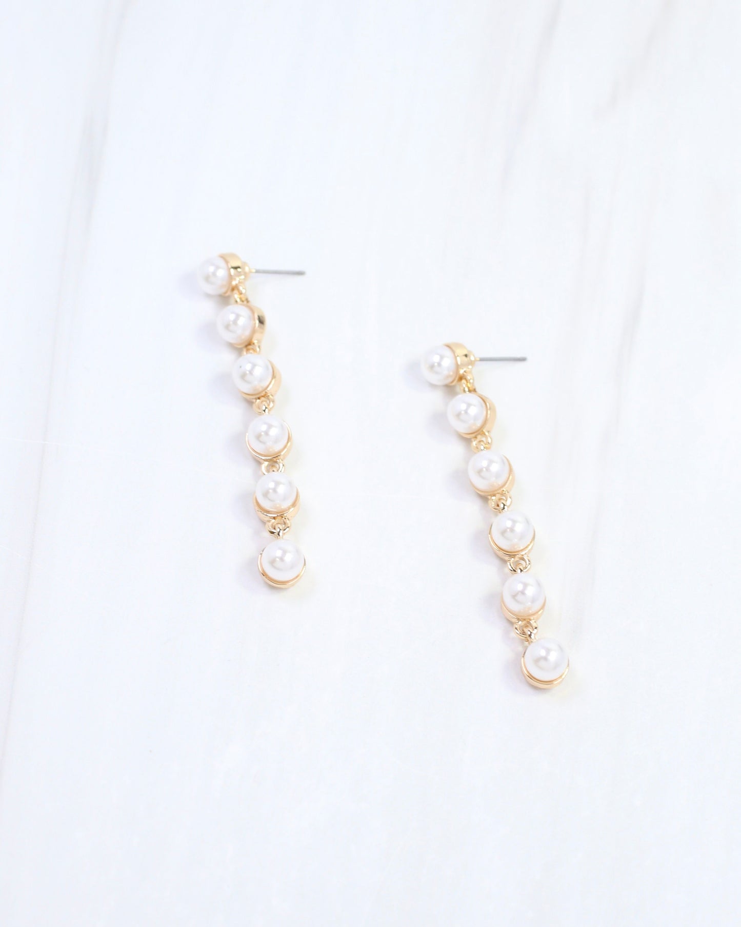 Julianne Pearl Dangle Earring Gold