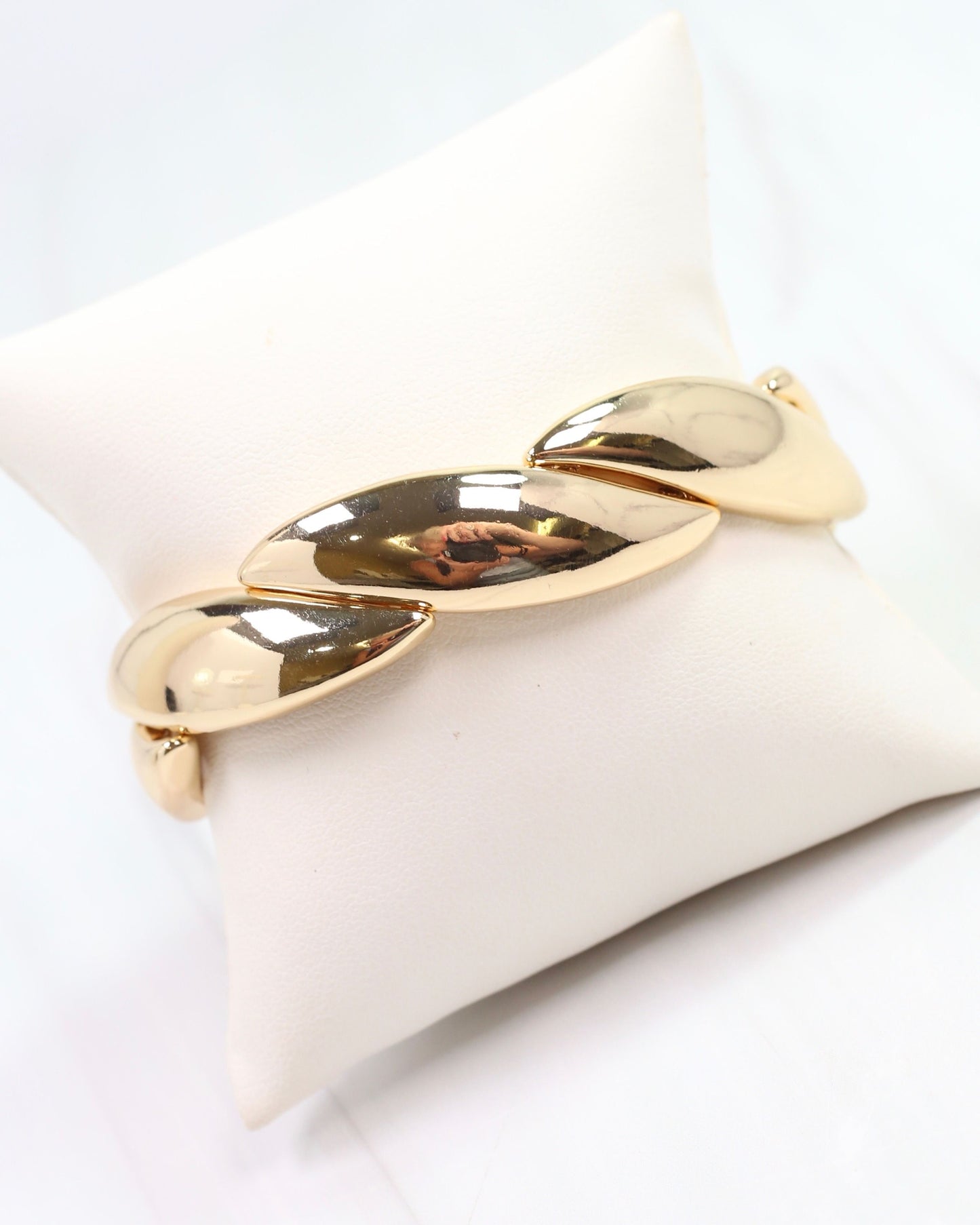 Tilly Stretch Bracelet Gold