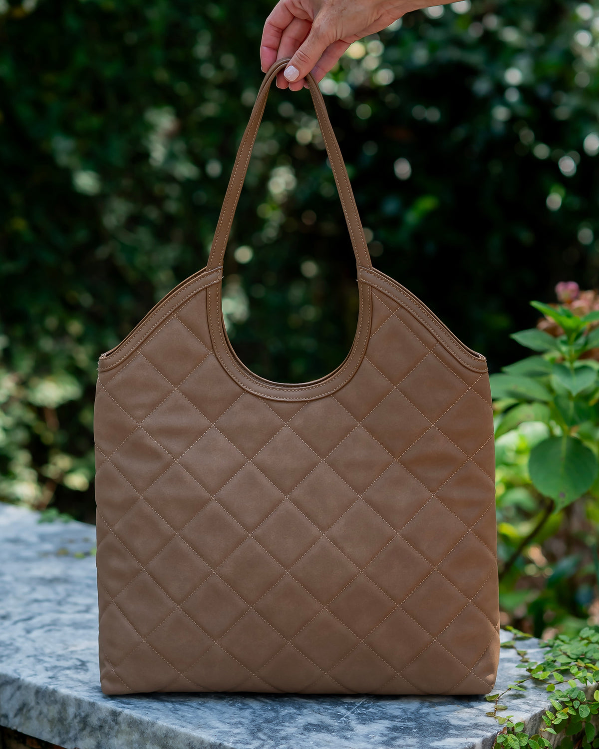 Greyson Tote Latte S LD