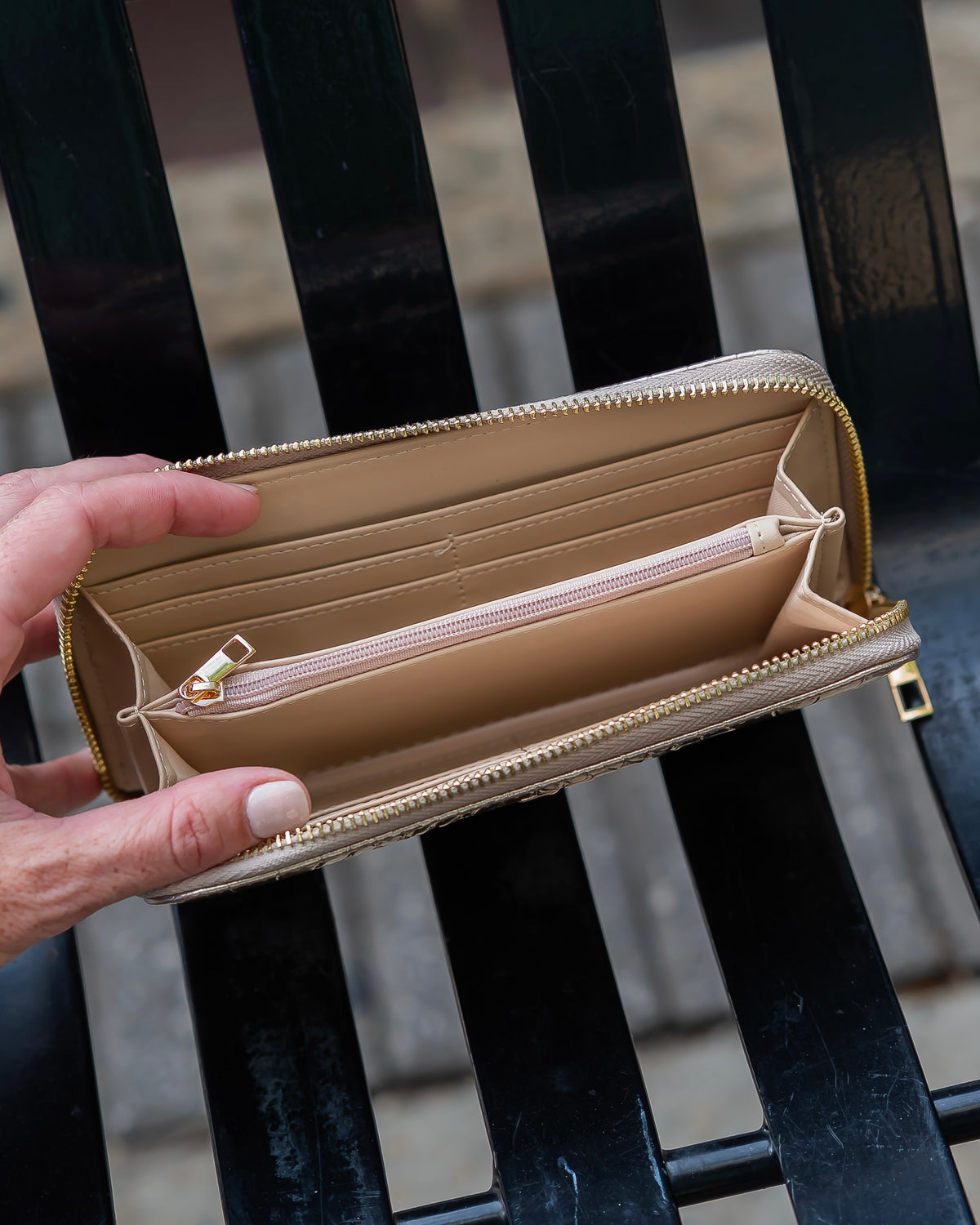 Penelope Wallet D Gold