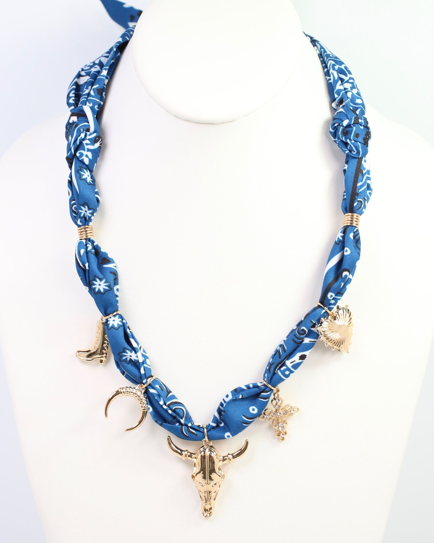 Escondido Western Charm Scarf Necklace Blue
