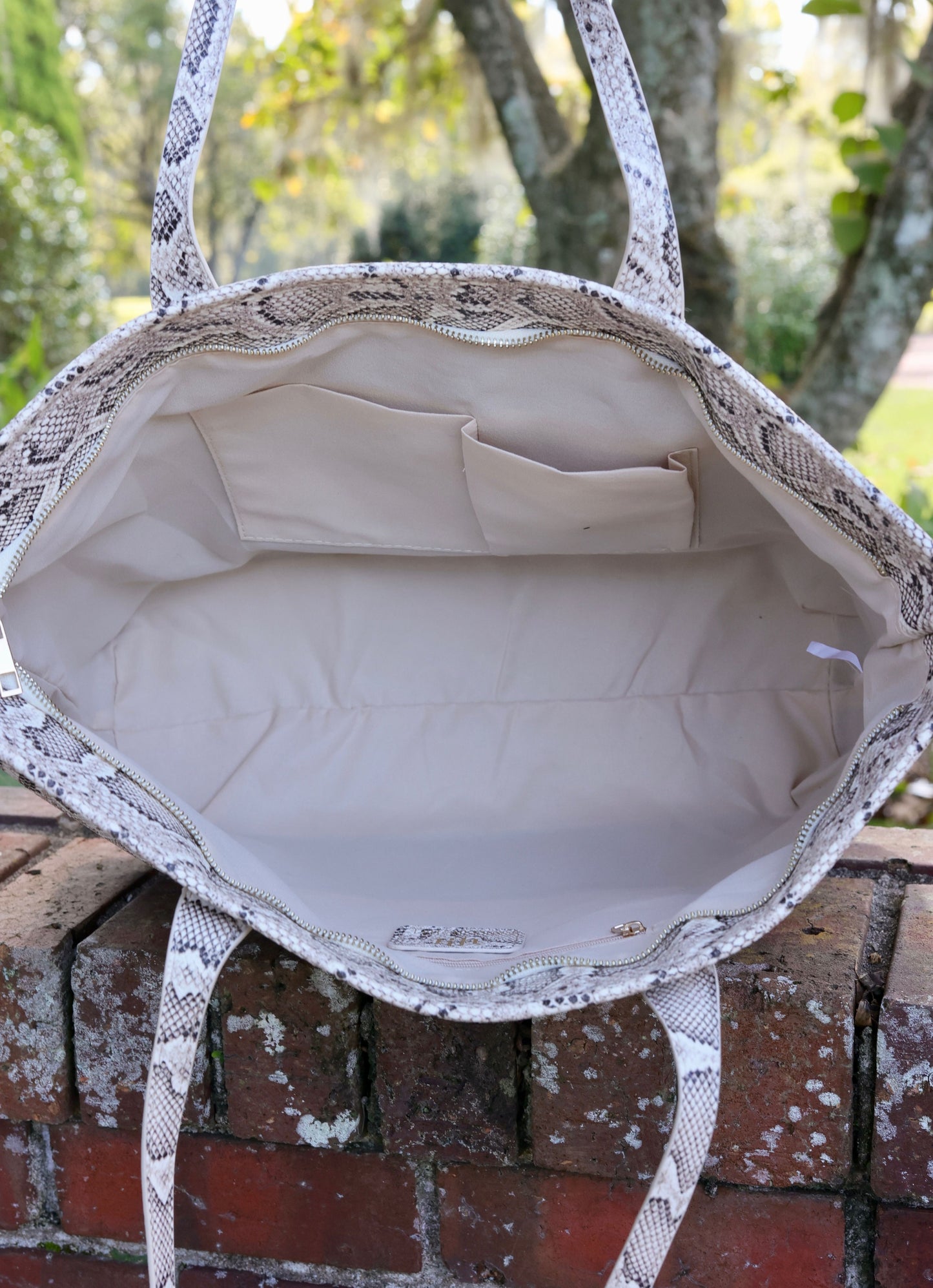 Daniela Large Tote Tan ES