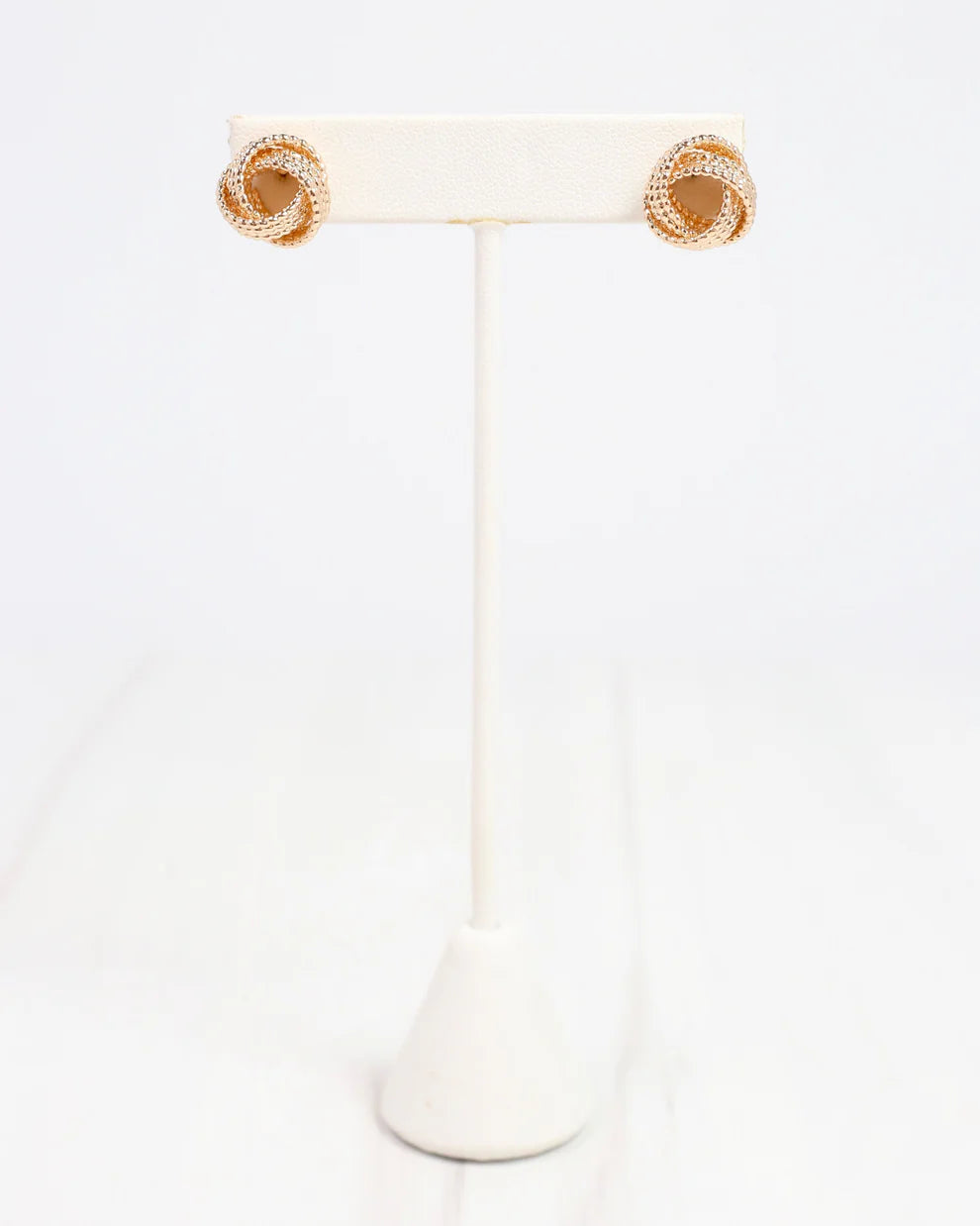 Therese Knot Earring Gold