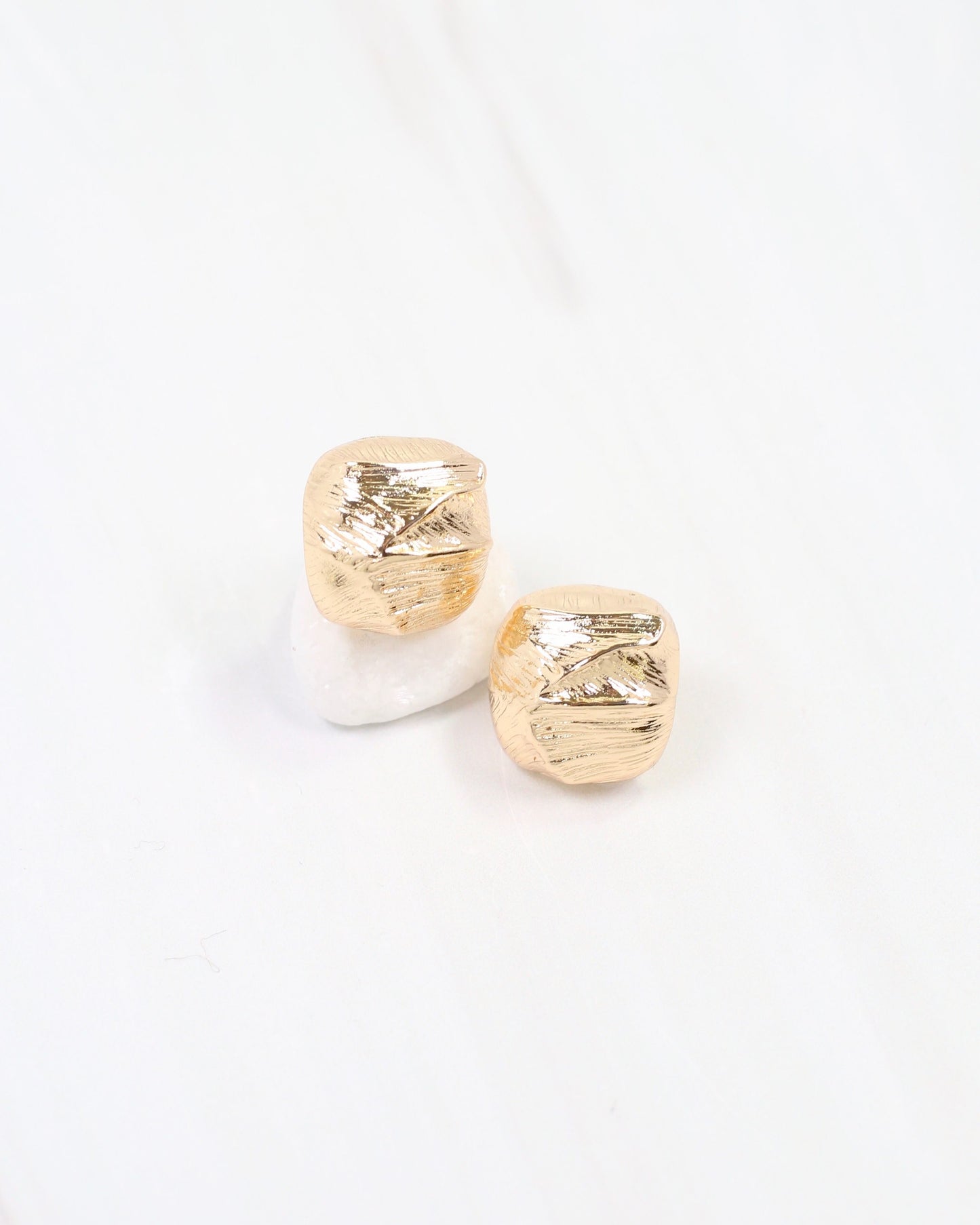 Bellefontaine Flower Bud Post Earring Gold