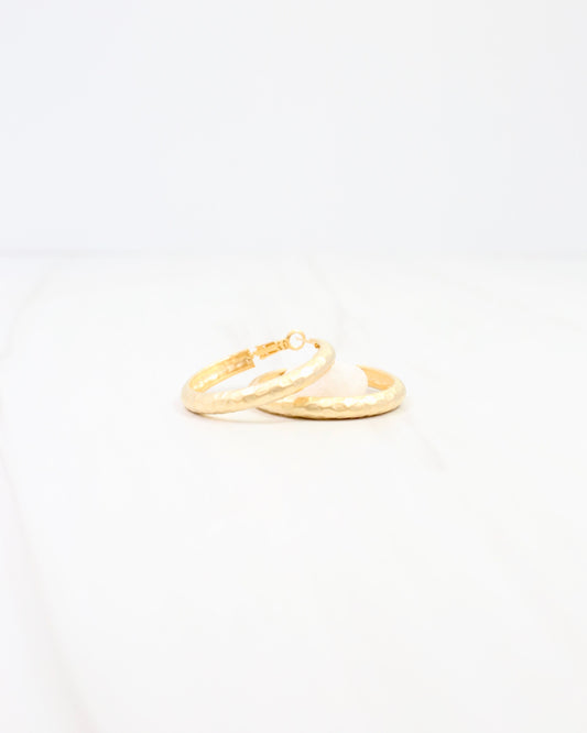 Fort Lee Hammered Hoop Earring WR Matte Gold