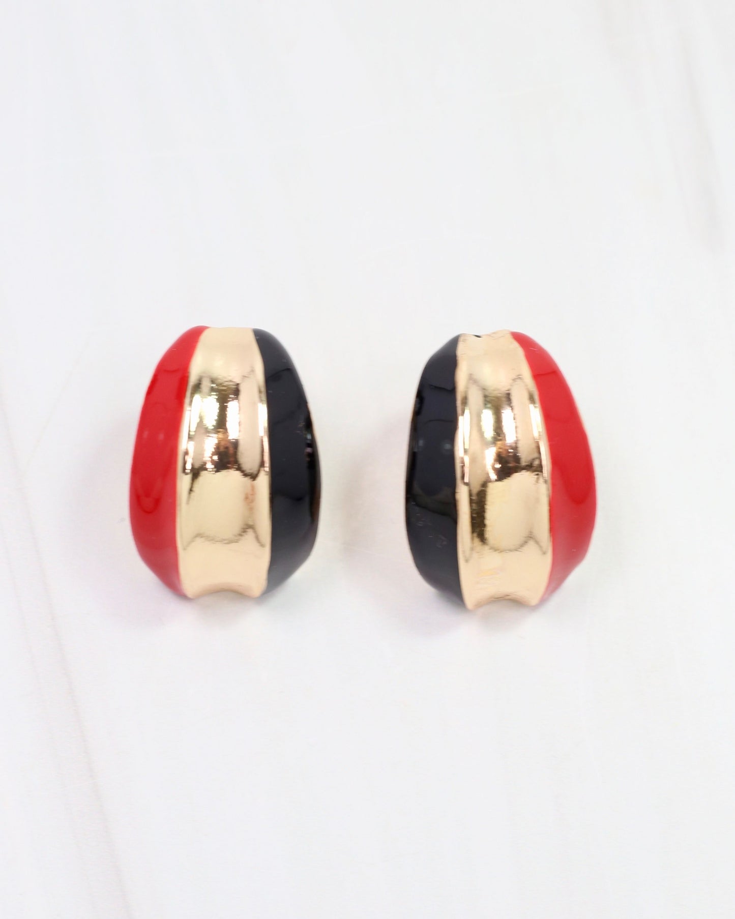Penney Hoop Earring Red Black