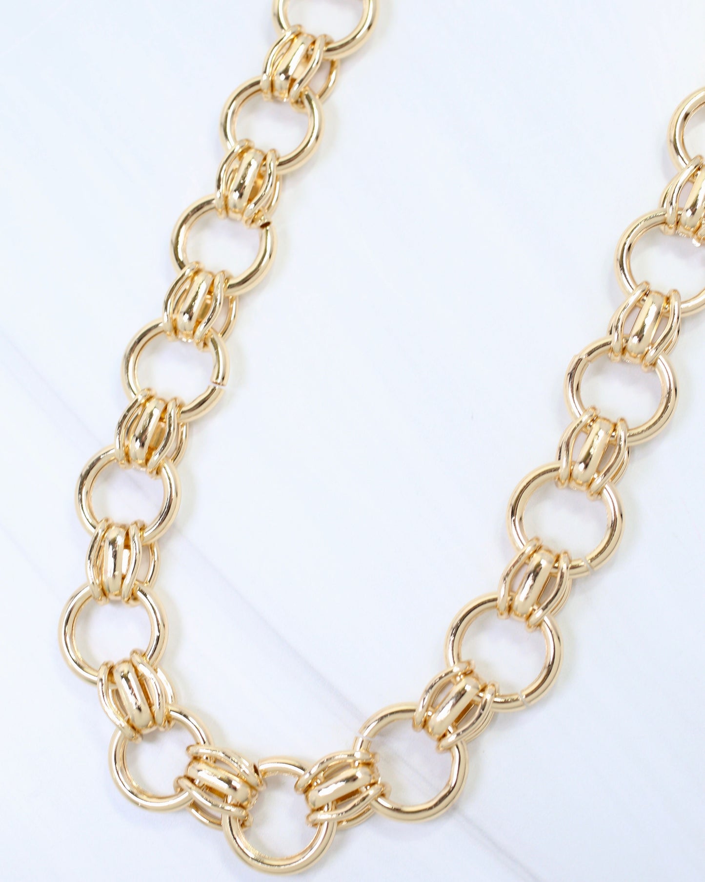 Gloversville Circle Link Necklace Gold