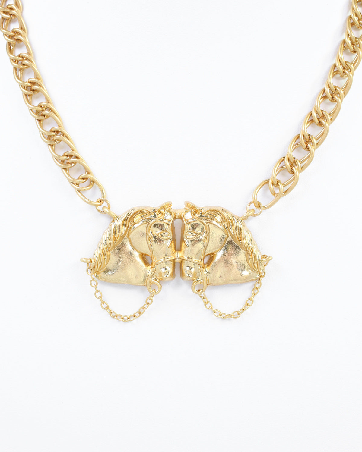 Double Horse Head Pendant Necklace WRVG