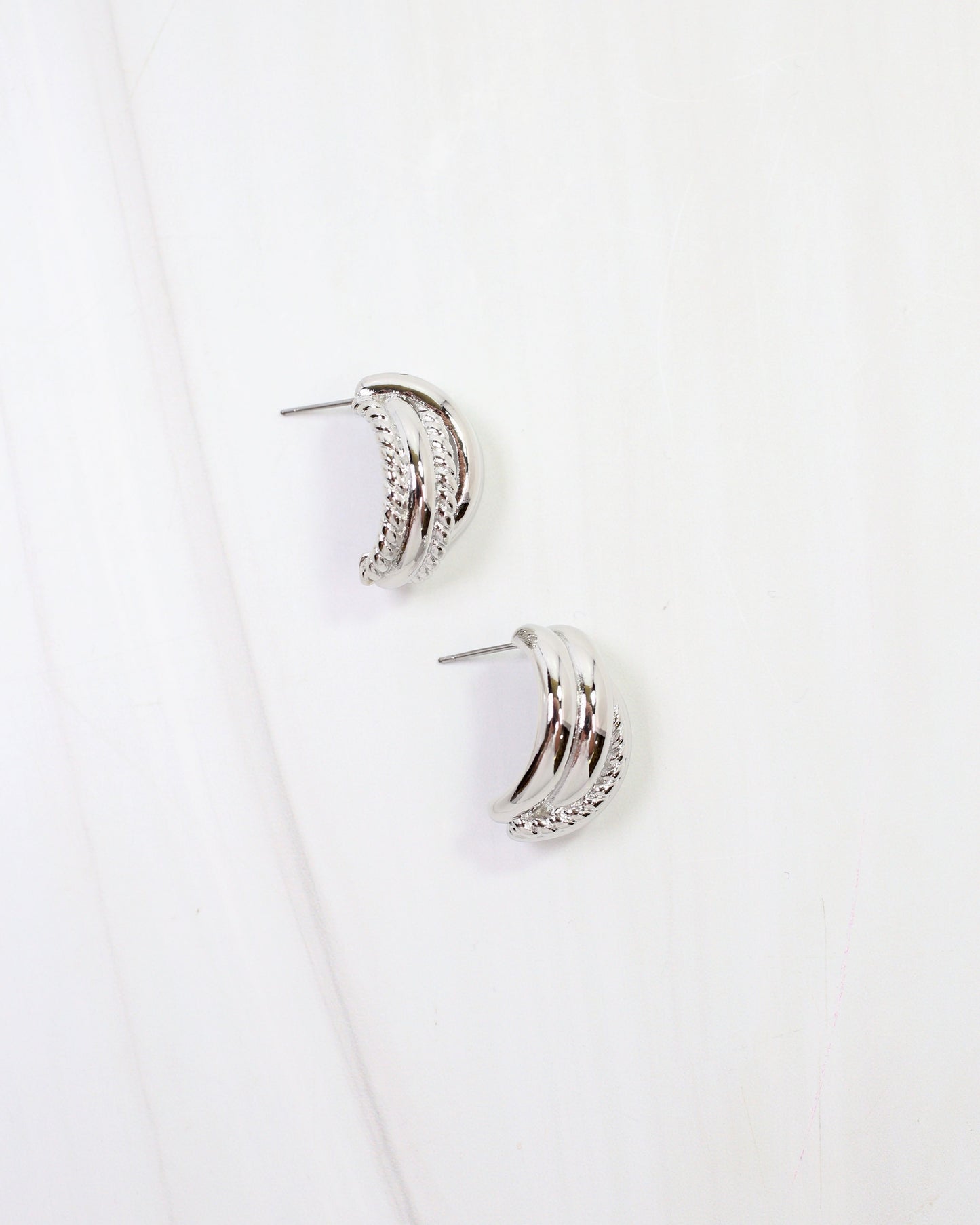 Gila Hoop Earring Silver