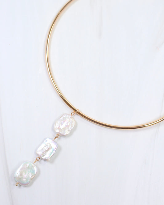Alisa Collar Linear Pearl Necklace Gold