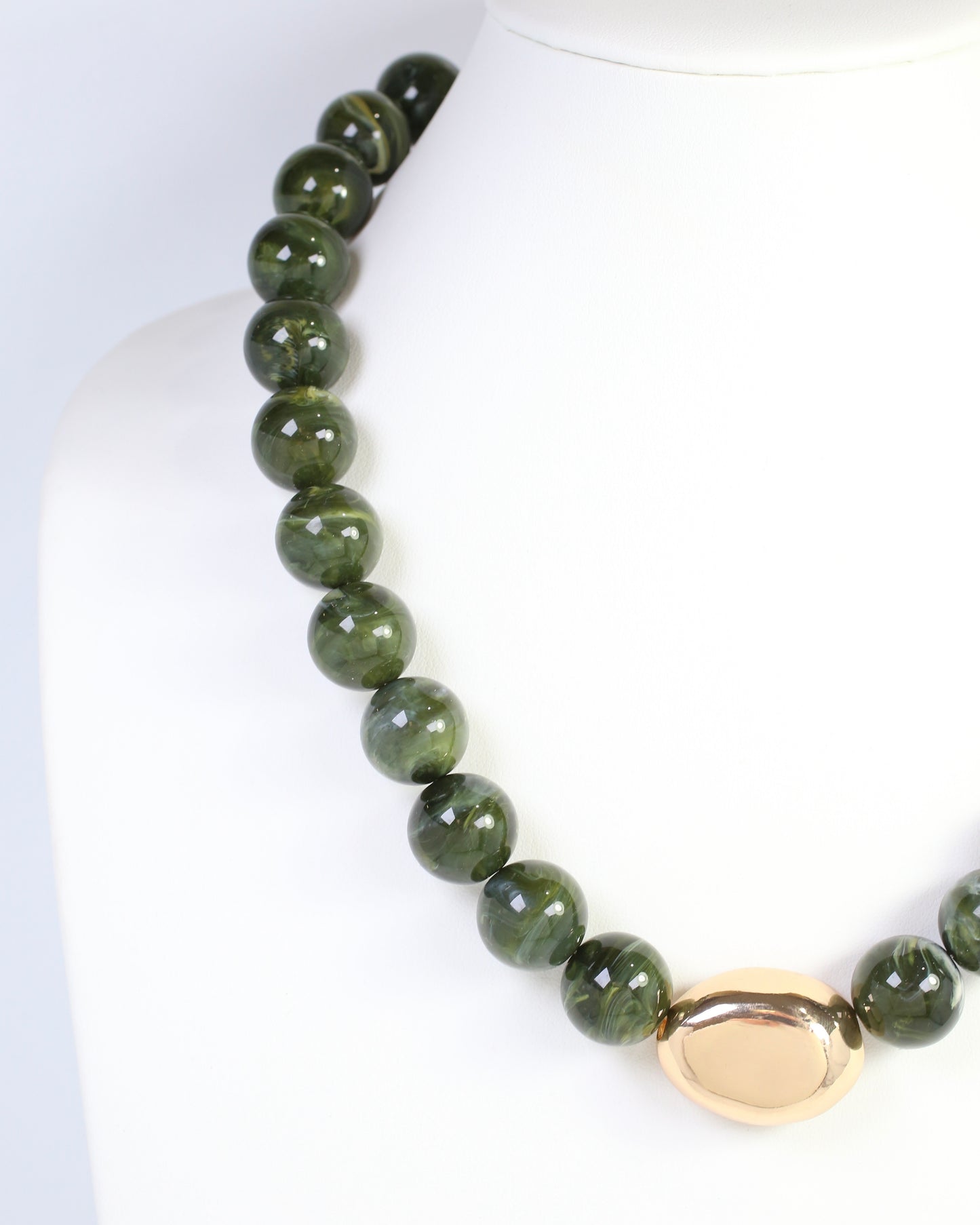Brooklyn Bold Stone Necklace Olive