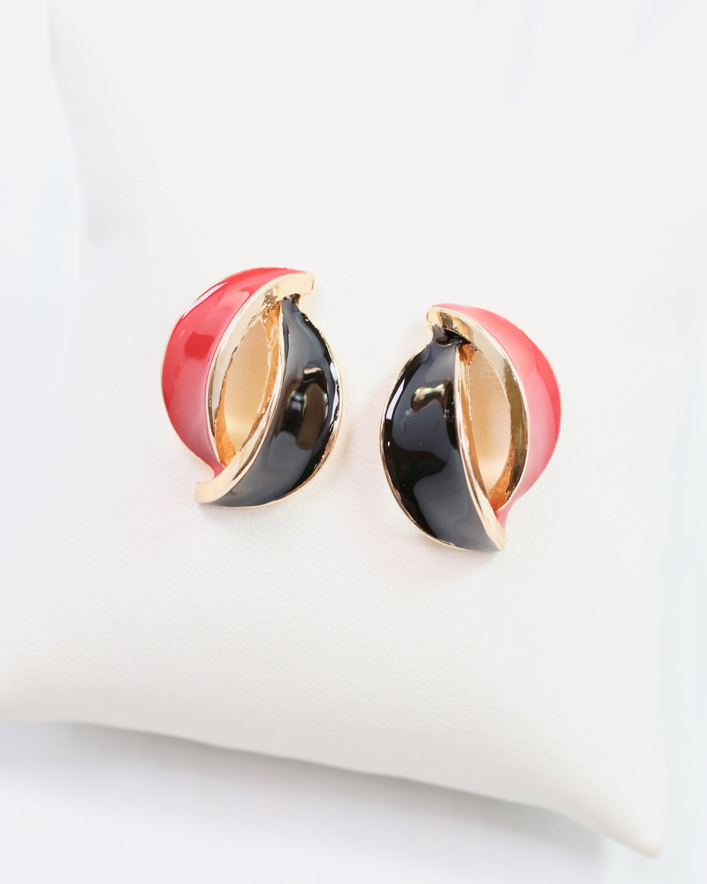 Cora Game Day Earring Red Black