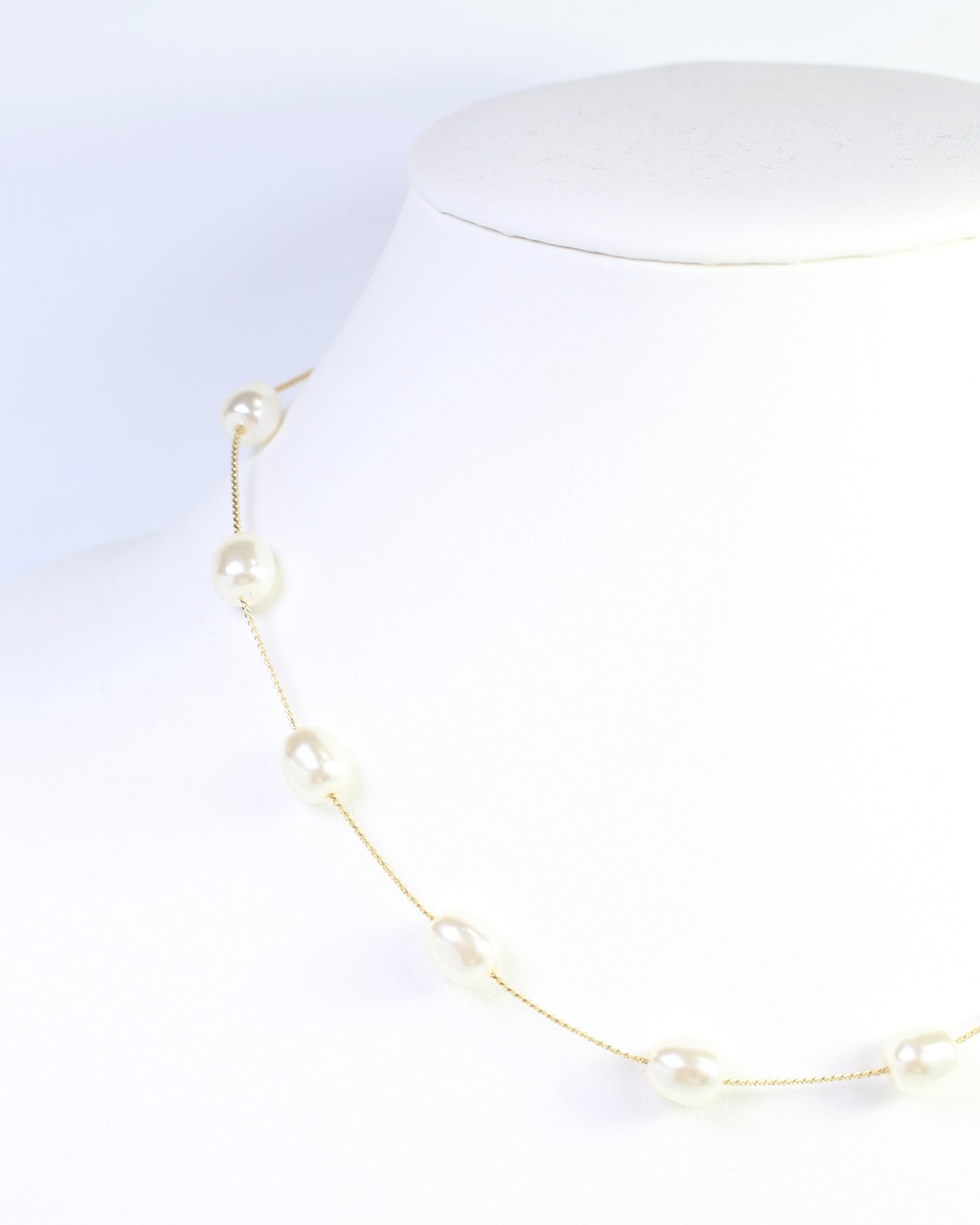 Benedict Pearl Necklace Cream