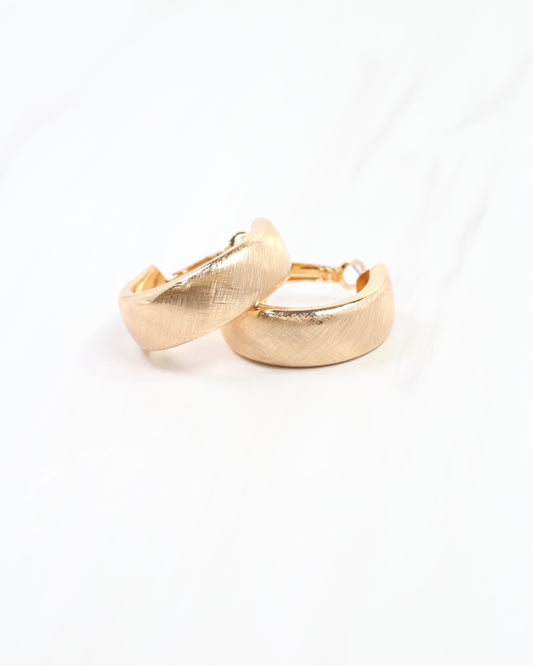 Anchorage Hoop Earring Gold