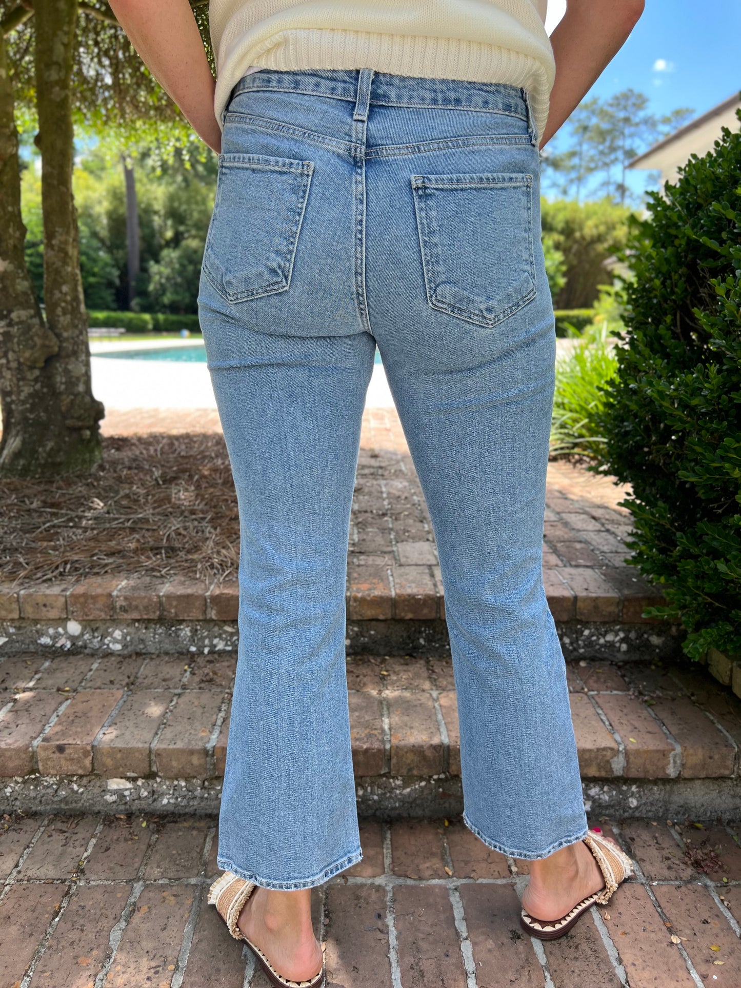 Just Black Slim Cropped Bootcut-Medium Wash