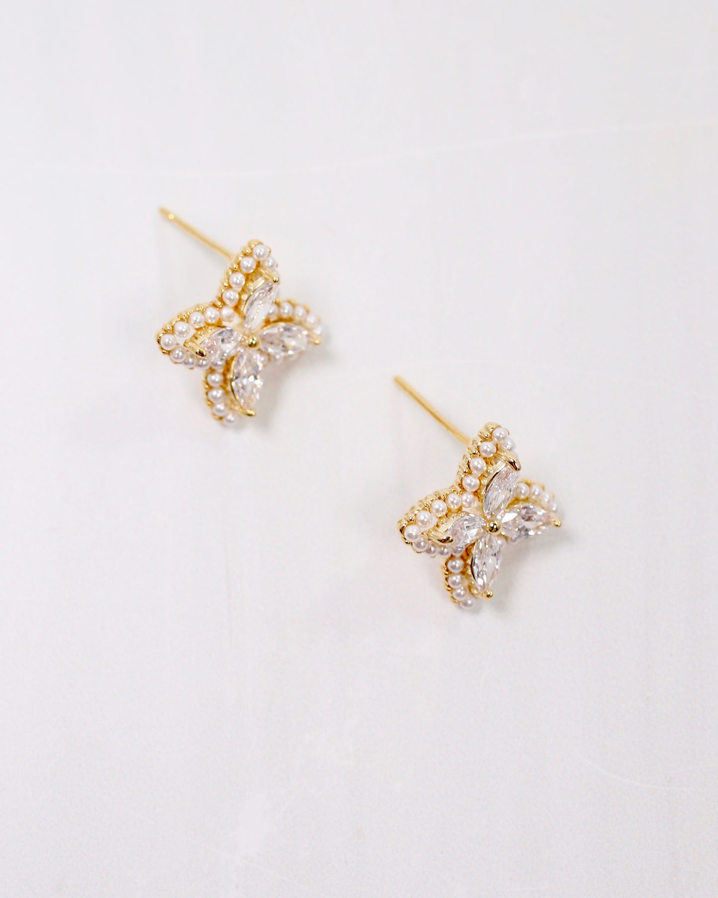 Westminster Crystal Stud Gold