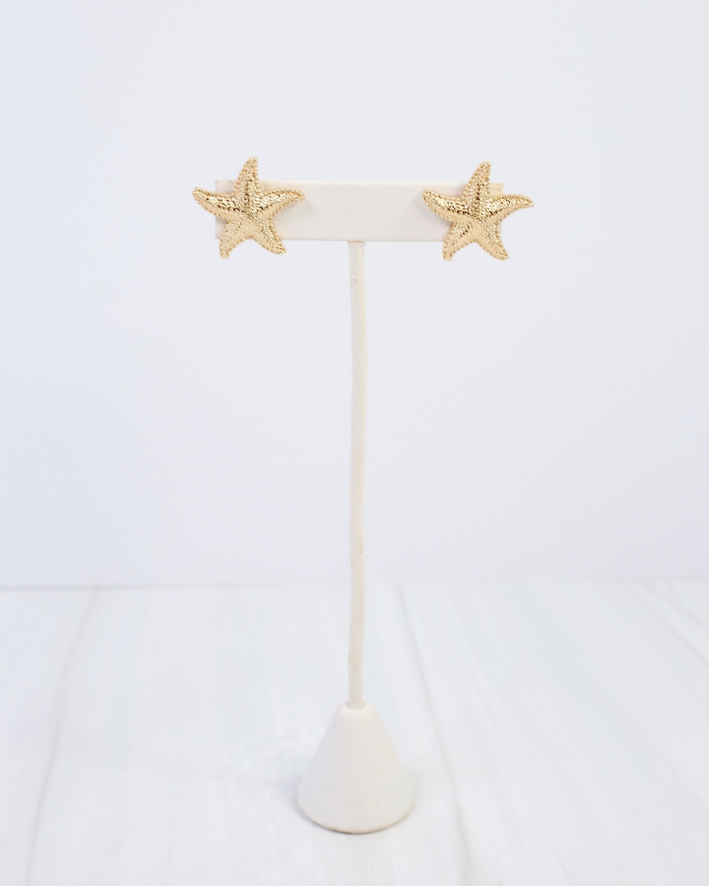 Maris Starfish Post Earring Gold