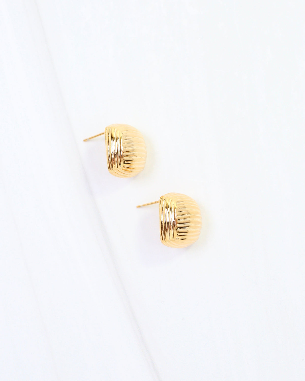 Alema Textured Stud Earring WR Gold