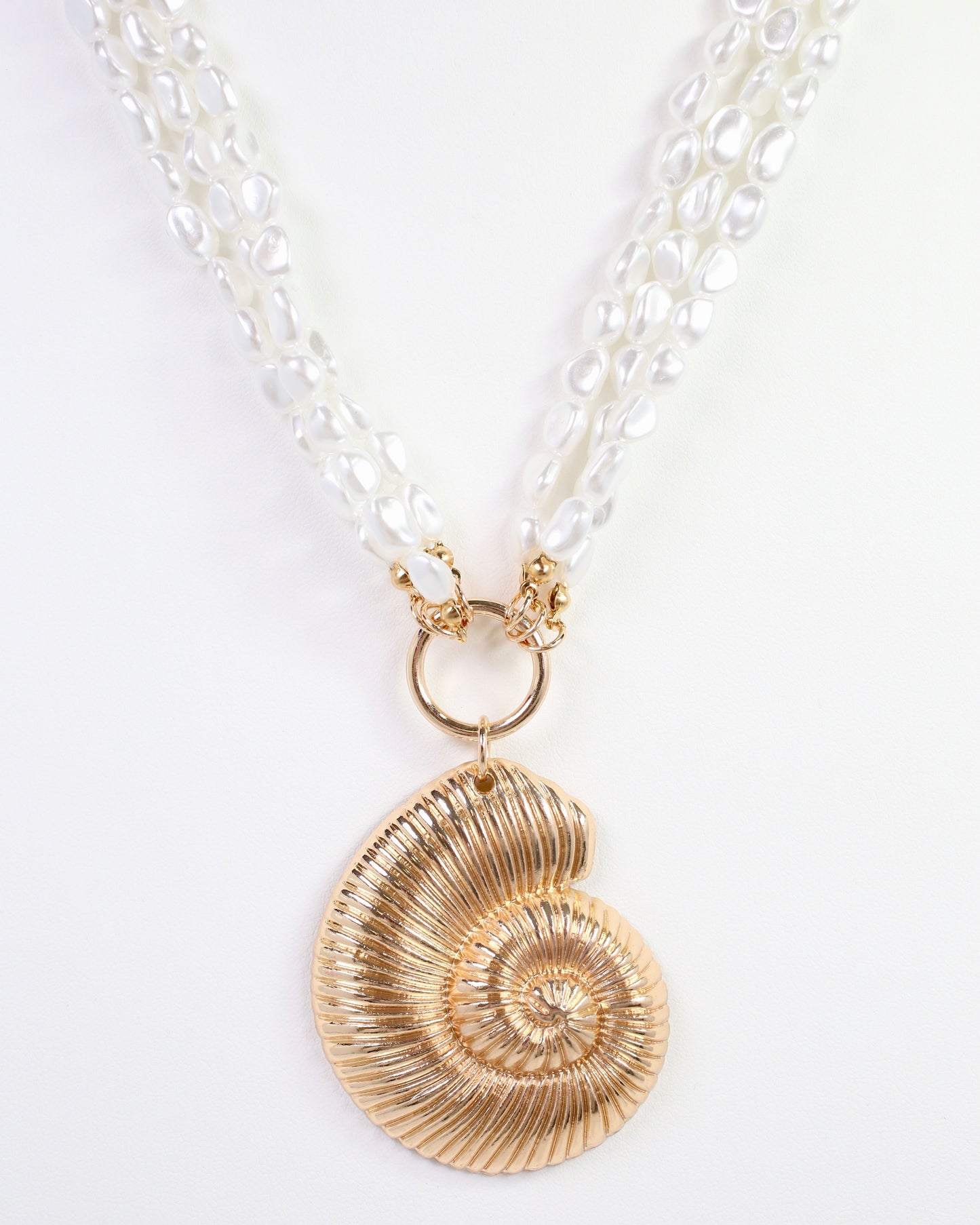 Caicos Layered Pearl Shell Necklace Cream