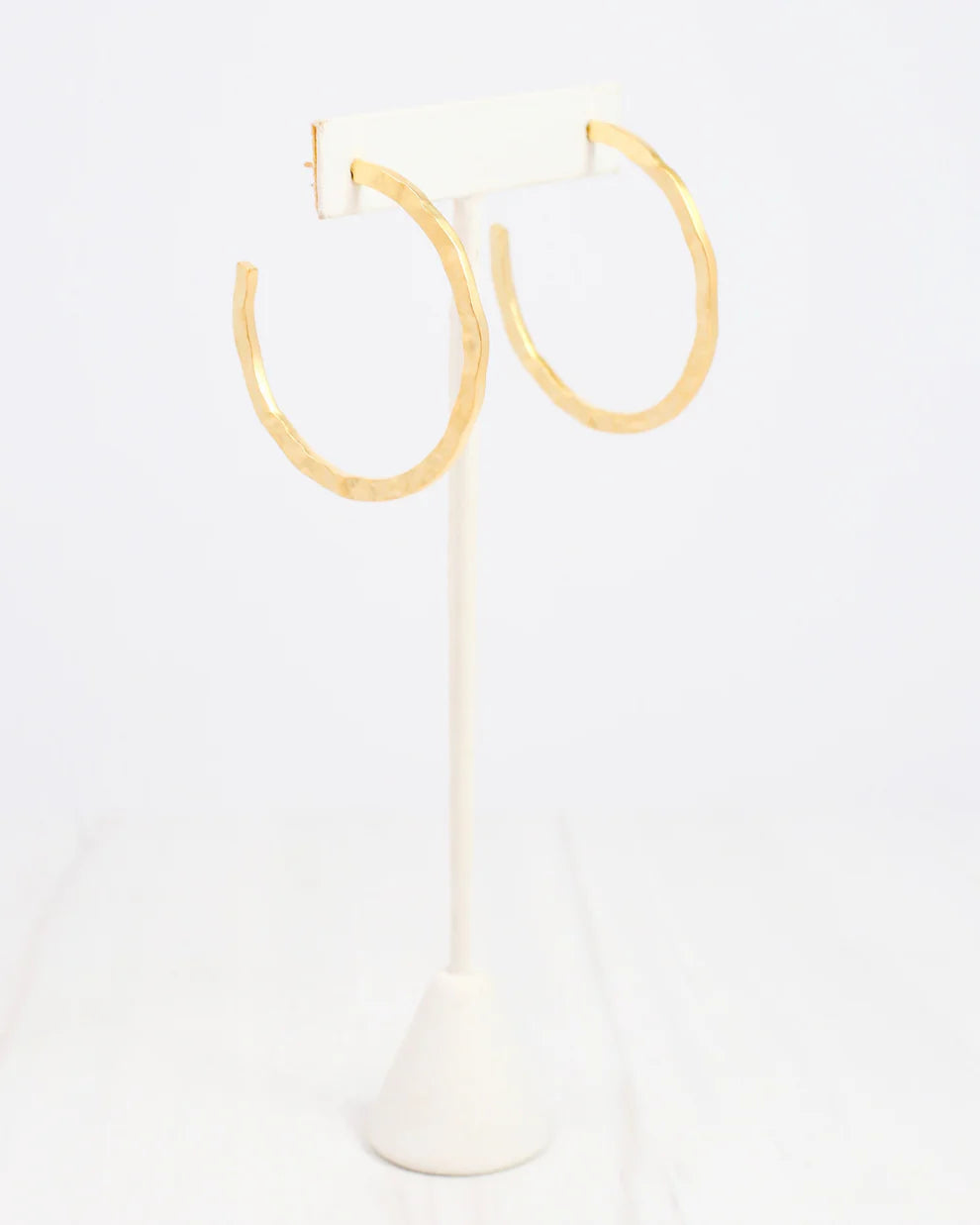 Lovett Hammered Hoop Earring Matte Gold