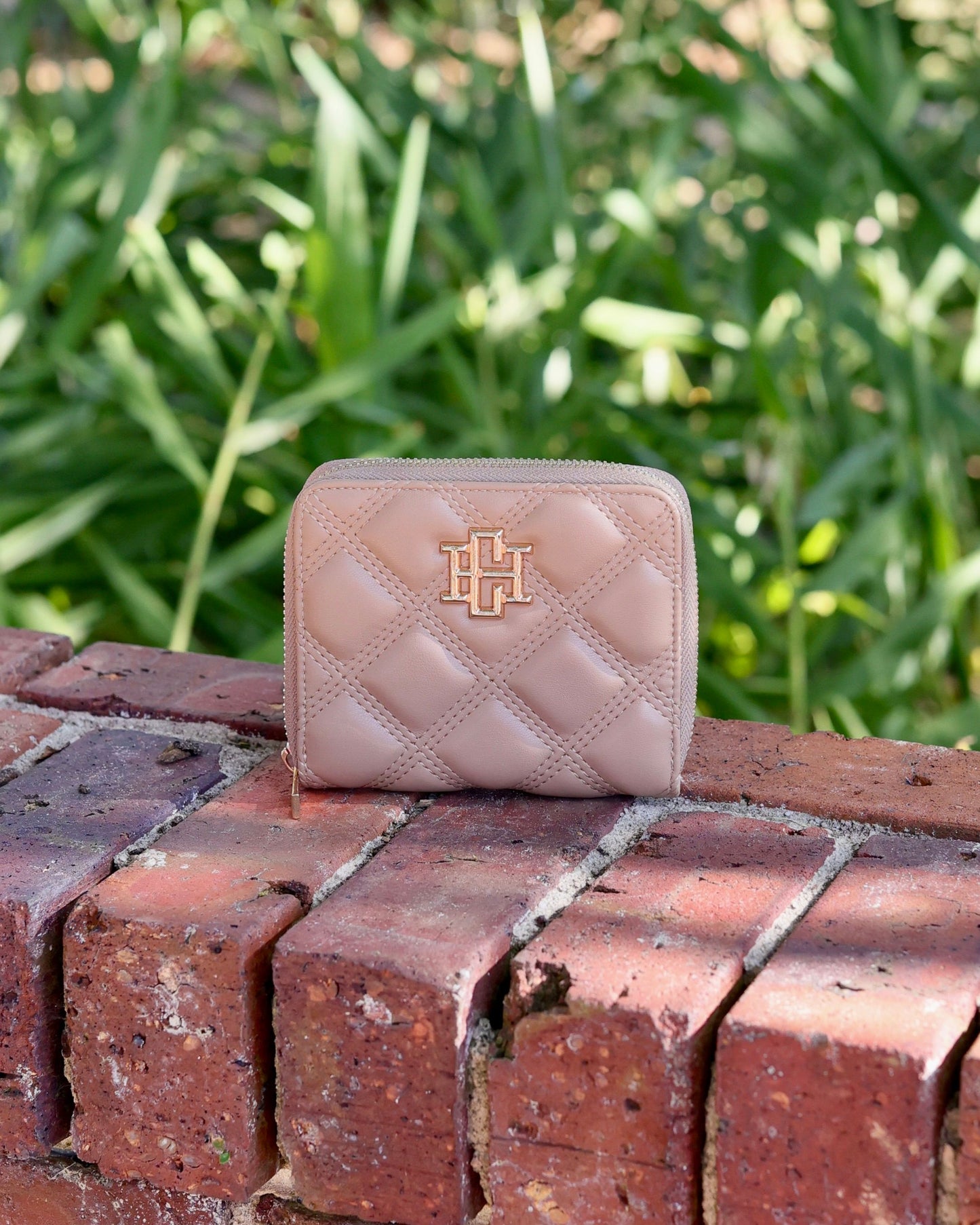 Blakely Wallet Latte DQ