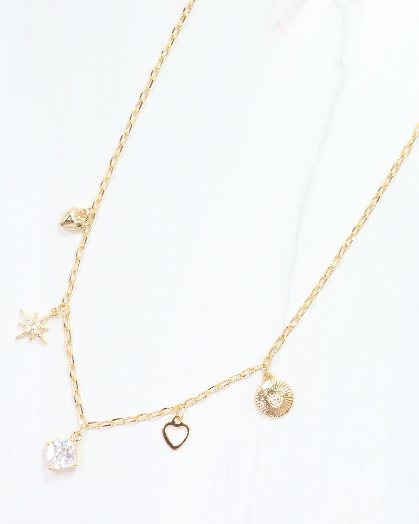 Helen Charm Necklace Gold