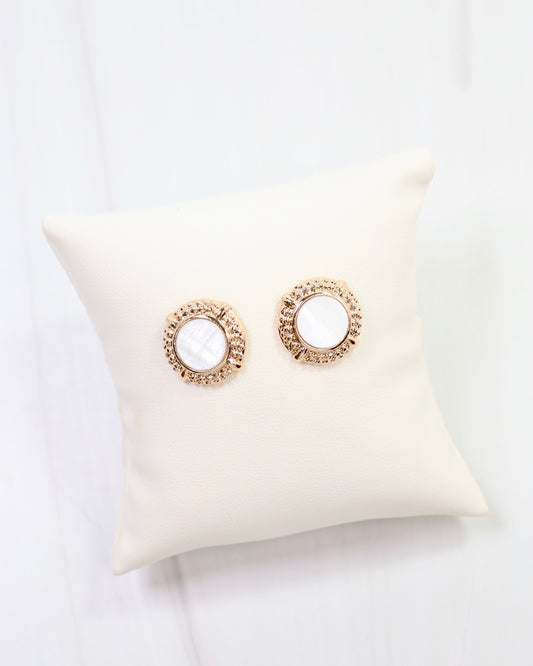 Carbondale Stud Earring Mother Of Pearl