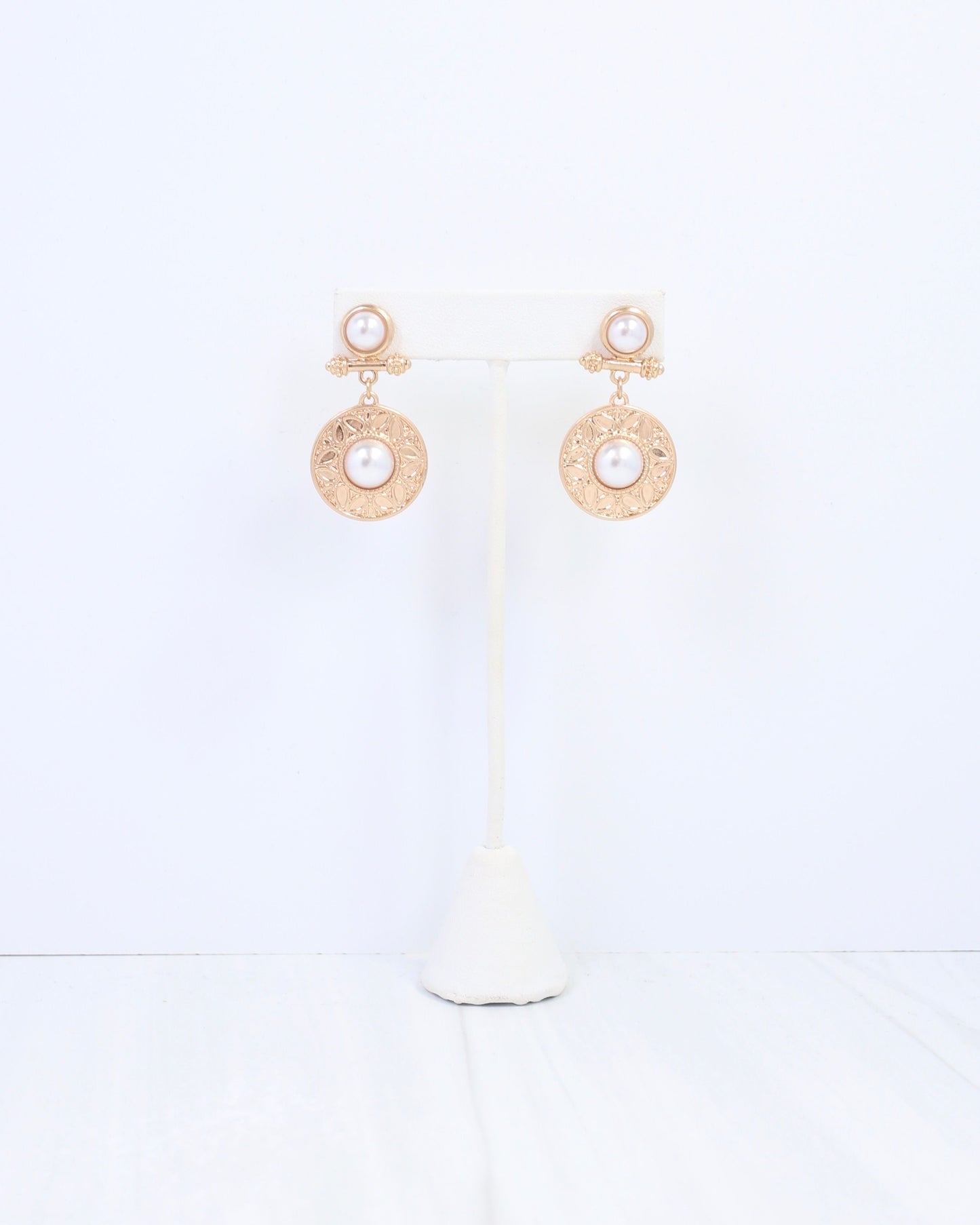 Terrace Circle Drop Earring Pearl