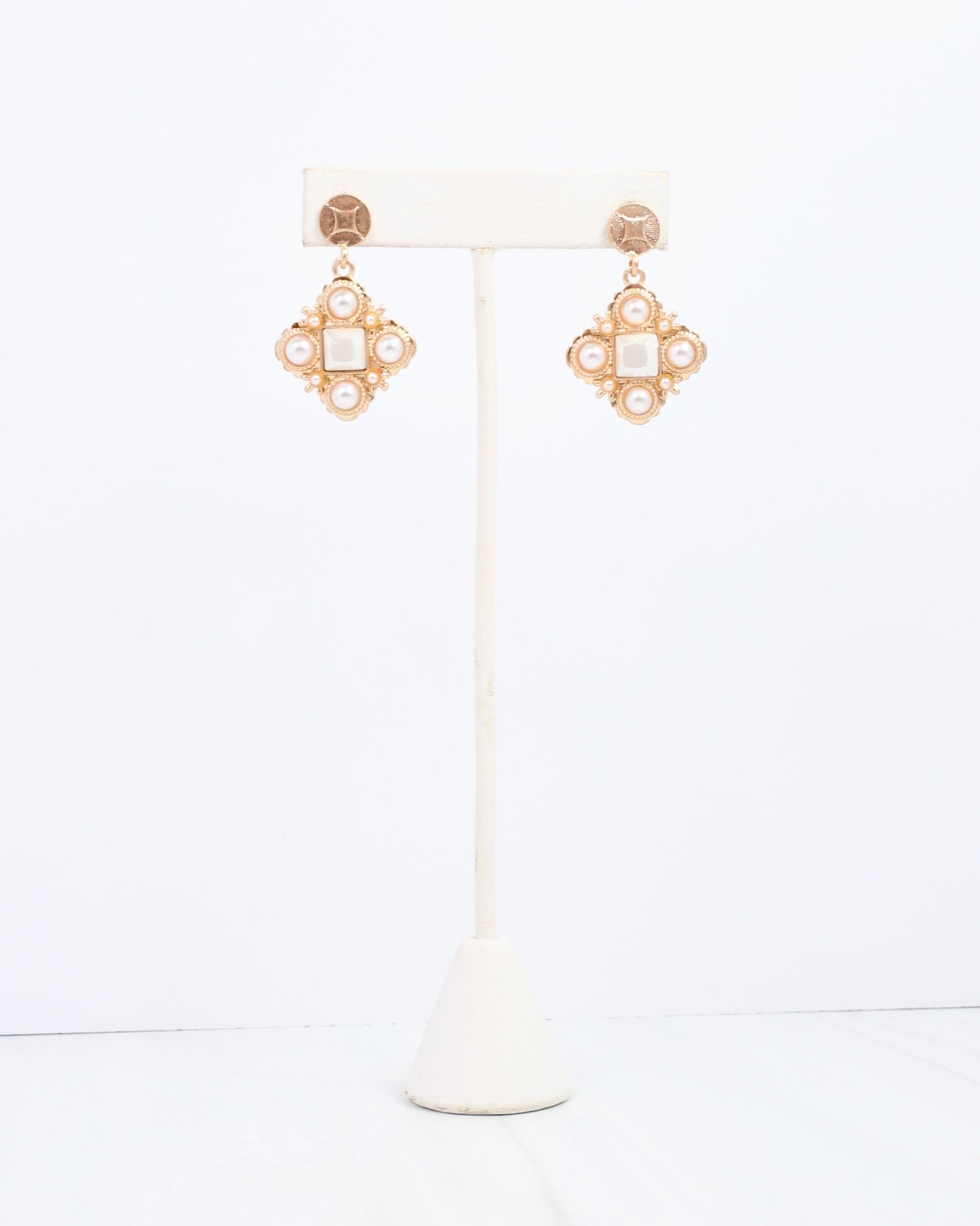 Bourke Pearl Clover Drop Earring Worn Gold