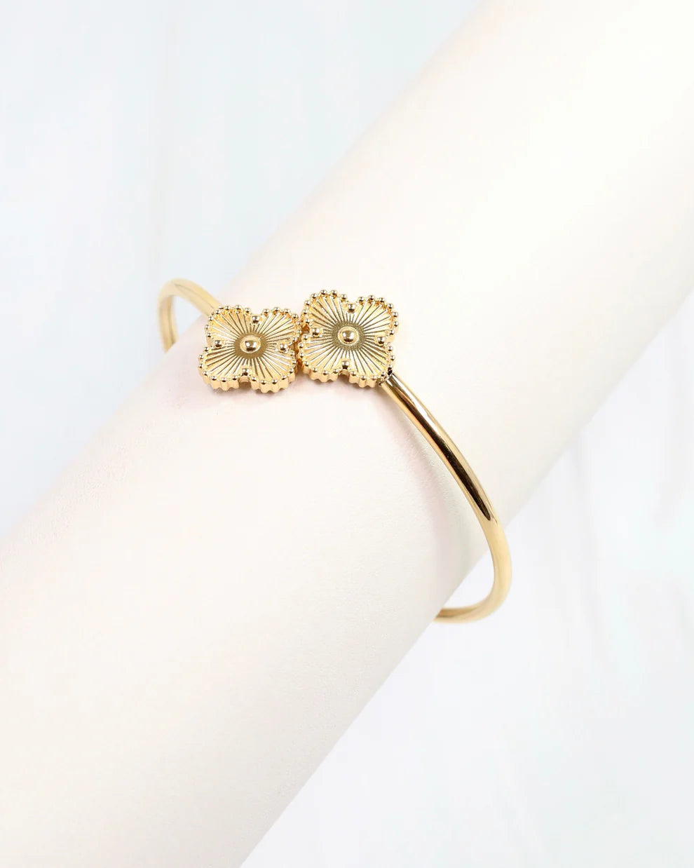 Caron Clover Cuff Bracelet Gold