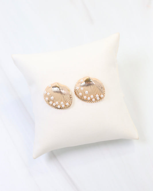 Bloomfield Shell Post Earring Gold