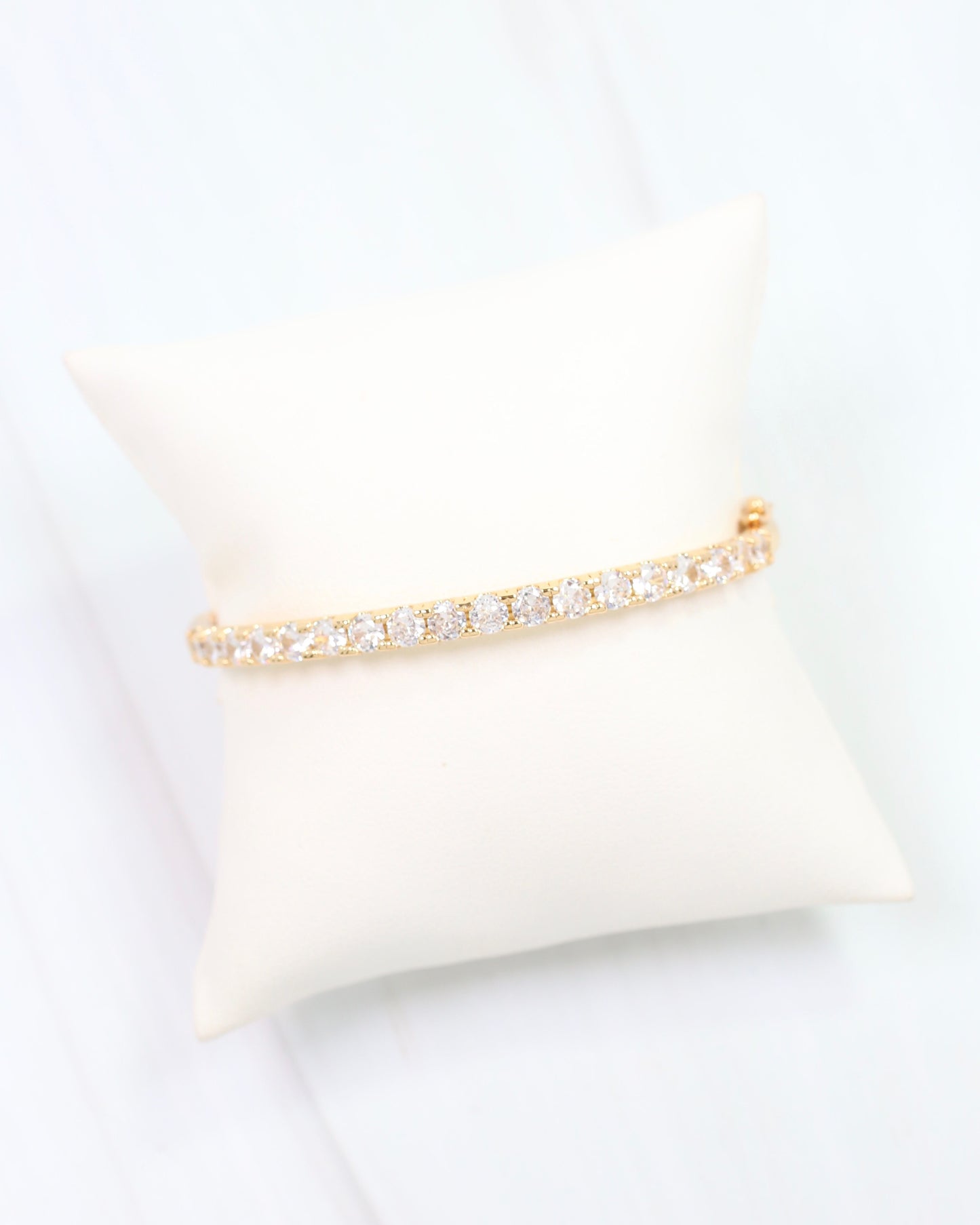 Golden Sands CZ Bangle WR Gold