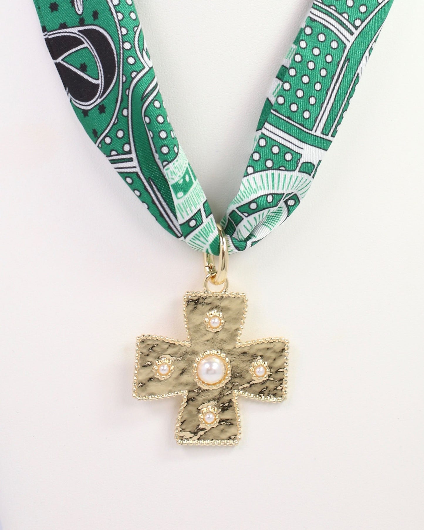 Cayce Small Cross Charm Gold