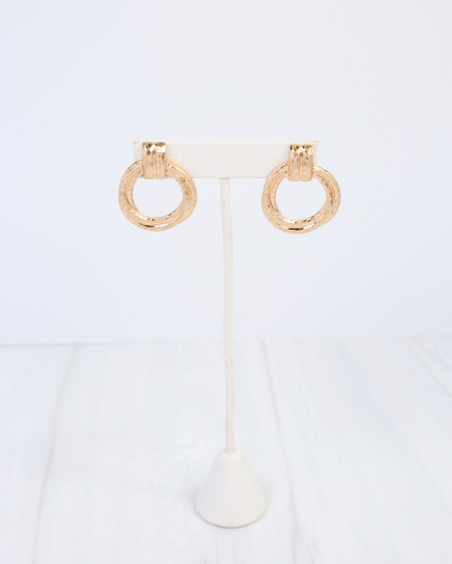 Jamestown Hammered Drop Earring Worn Gold