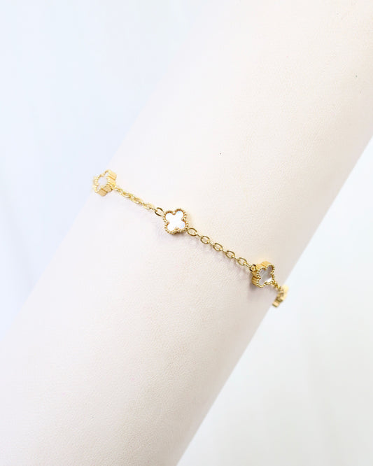 Vineland Mother of Pearl Clover Bracelet WR Gold