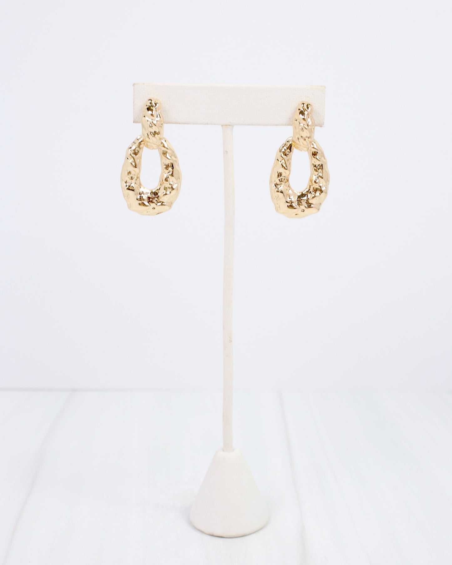 Burns Textured Dangle Earring Gold