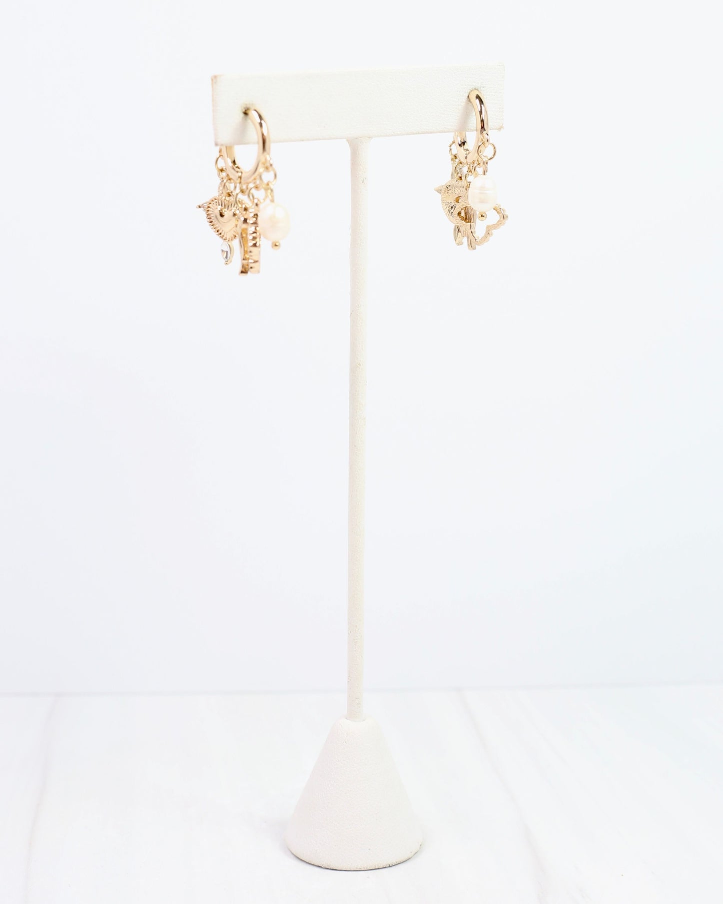 Cullen Charm Earring Gold