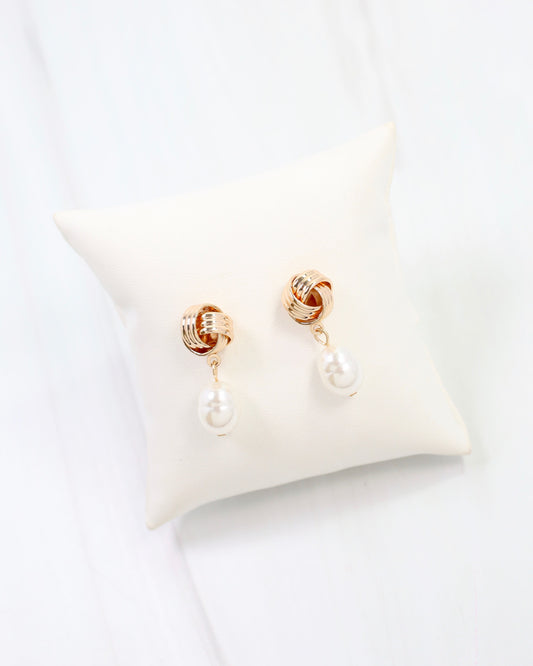 Branson Knot and Pearl Drop Earring Gold