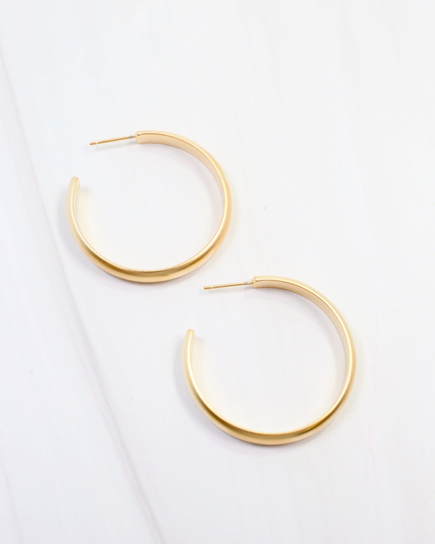 Edison Hoop Earring WR Matte Gold