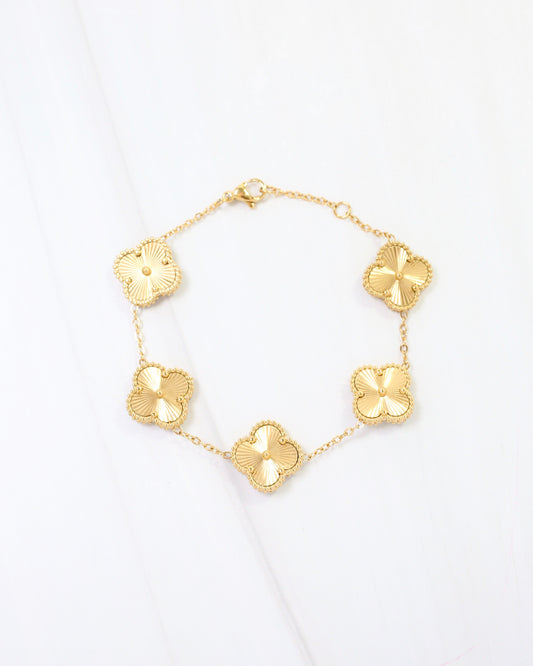 Acoma Textured Clover Bracelet WP Gold