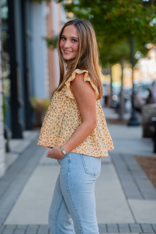 Hopewell Floral Pintuck Ruffle Sleeve Top