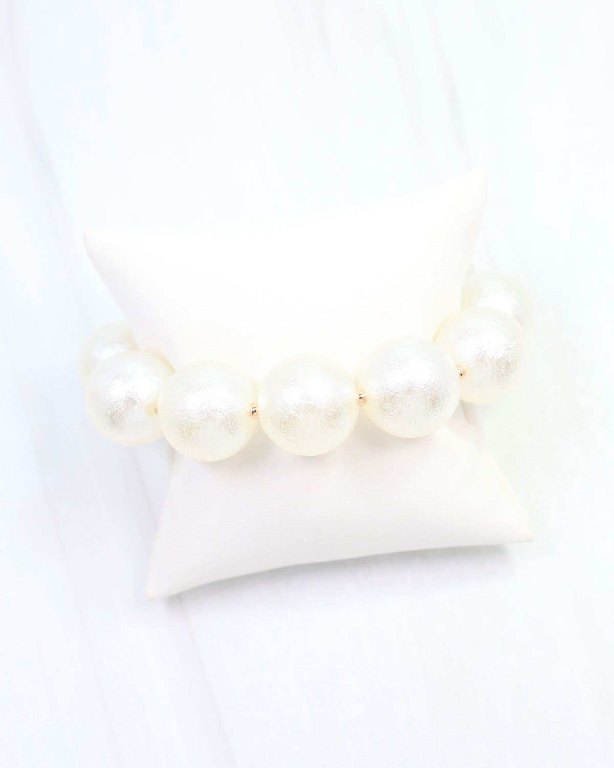 Your Highness Paper Pearl Beaded Bracelet Gold
